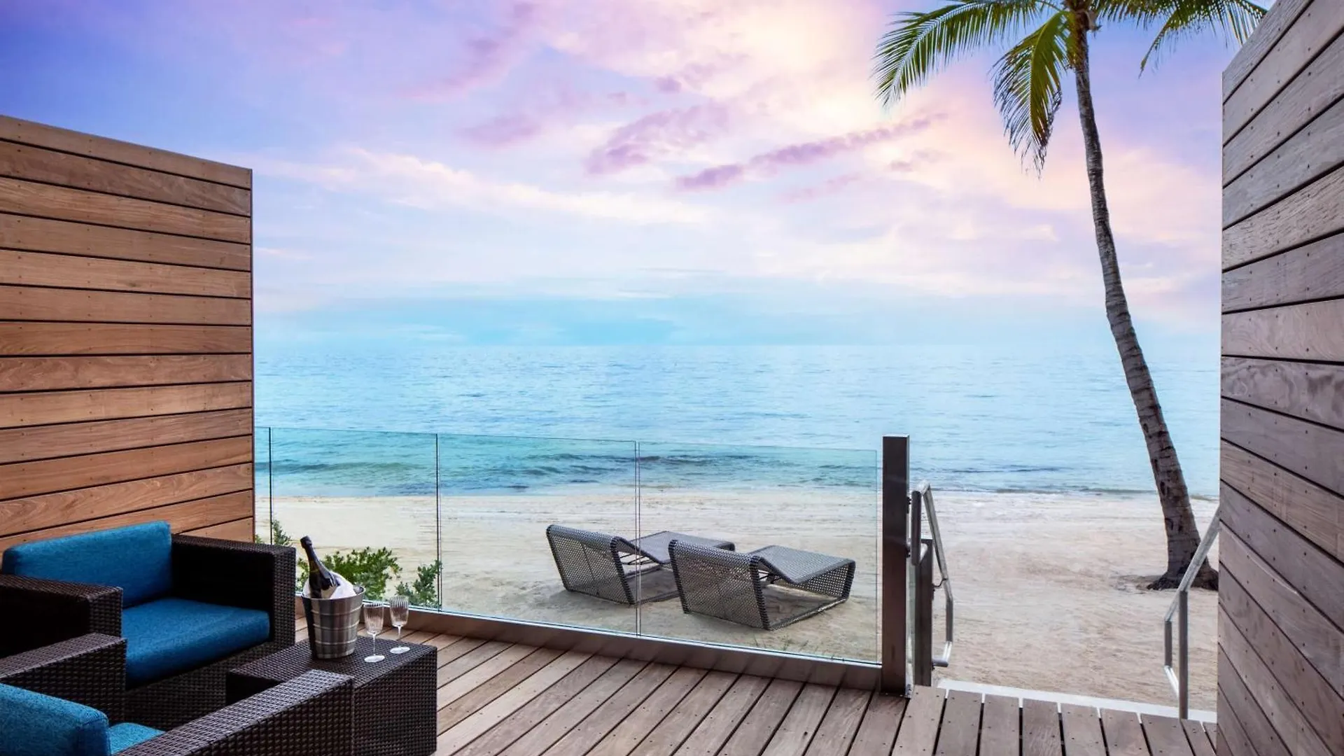 Resort Casa Marina Key West, Curio Collection By Hilton Hotel